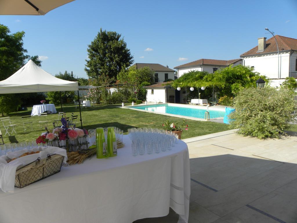 Entre Cour Et Jardin Hotel Châlons-en-Champagne Esterno foto