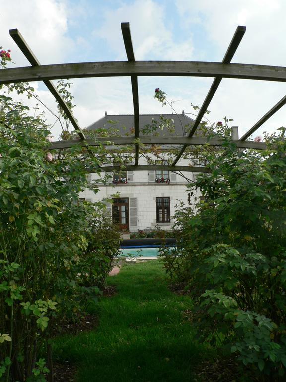 Entre Cour Et Jardin Hotel Châlons-en-Champagne Esterno foto